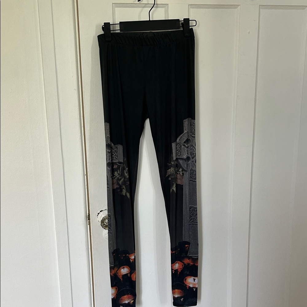 Celtique cross goth Leggings hot topic